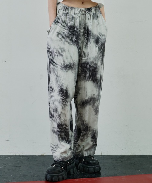 AIVER(アイバー)の「AIVER アブストラクトエアリーイージーパンツ(その他パンツ・メンズ・ネイビー/レッド/ストーン・SMALL/MEDIUM/LARGE)」の8枚目の写真