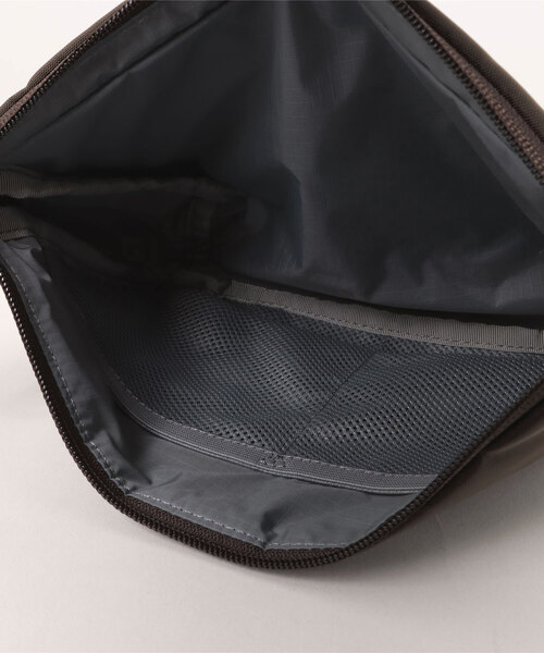 THE NORTH FACE(ザノースフェイス)の「【THE NORTH FACE/ザ ノースフェイス】CAPELLA 2(ショルダーバッグ・メンズ・ブラック/ストーン/インディゴブルー/ボルドー/グレー/グリーン/ダークブルー/ブラウン/アイボリー/ブルー・FREE)」の20枚目の写真