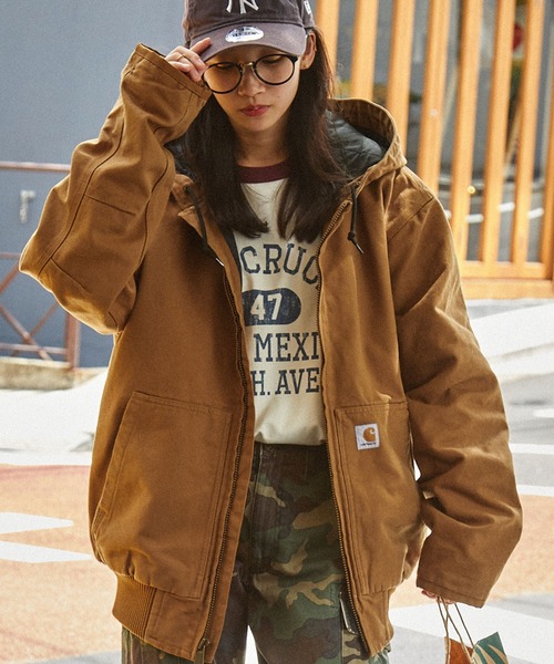 Carhartt ブラウン ジャケット フード付き Carhartt ブラウン フード付きジャケット
