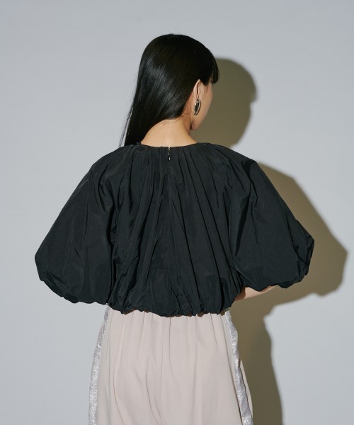 terrace(テラス)の「ナイロン シートギャザープルオーバー(その他トップス・レディース・ブラック/グレイッシュベージュ/グレー/オフホワイト・MEDIUM)」の18枚目の写真
