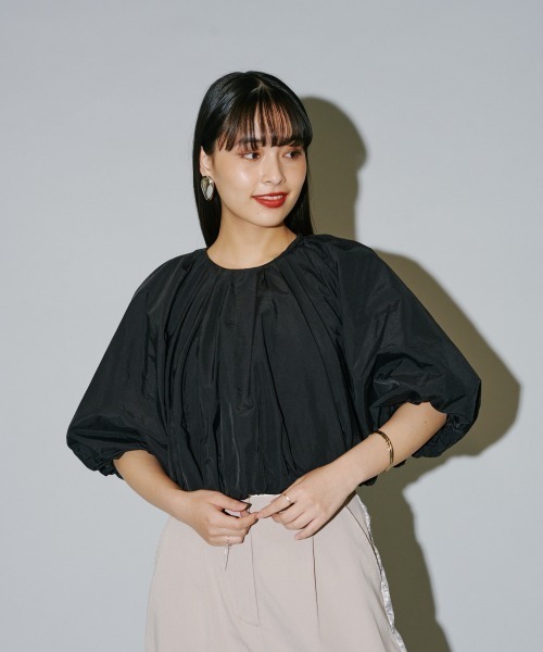 terrace(テラス)の「ナイロン シートギャザープルオーバー(その他トップス・レディース・ブラック/グレイッシュベージュ/グレー/オフホワイト・MEDIUM)」の20枚目の写真