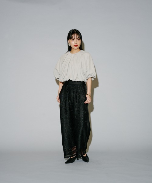terrace(テラス)の「ナイロン シートギャザープルオーバー(その他トップス・レディース・ブラック/グレイッシュベージュ/グレー/オフホワイト・MEDIUM)」の8枚目の写真