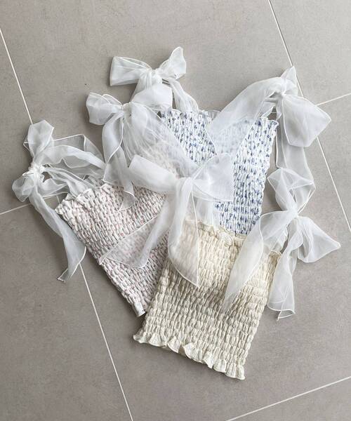 MAJESTIC LEGON（マジェスティックレゴン）の「カップ付肩リボンシャーリングキャミ（キャミソール・レディース・ピンク系その他2/アイボリー/ブルー系その他2/ブラック/ブラック系その他/イエロー系その他・MEDIUM）」の13枚目の写真