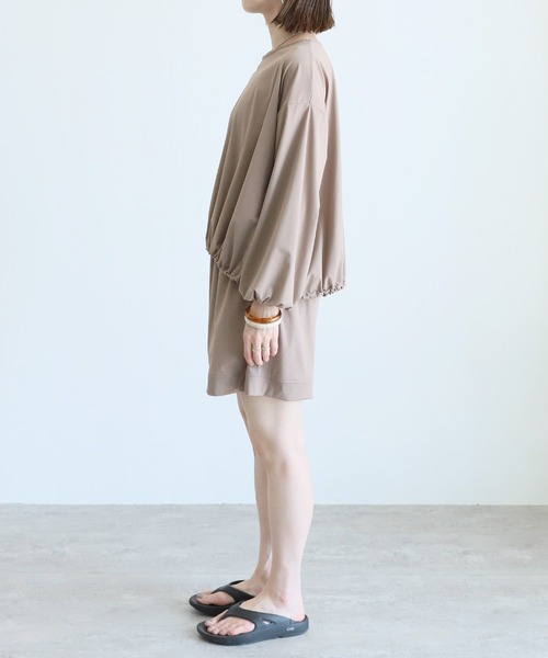 reca（レカ）の「UVカット  ラッシュガード ドロストプルオーバー（ラッシュガード・レディース・ブラック/モカ・L/M/S）」の9枚目の写真