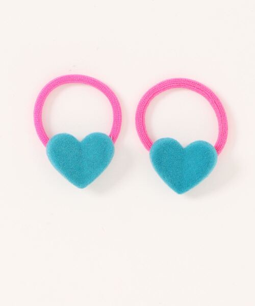 Fun & Daily（ファンアンドデイリー）の「F&D : キッズ・ベロアハートヘアゴム（ヘアゴム・キッズ・ブルー/パープル/レッド/ピンク・FREE）」の2枚目の写真