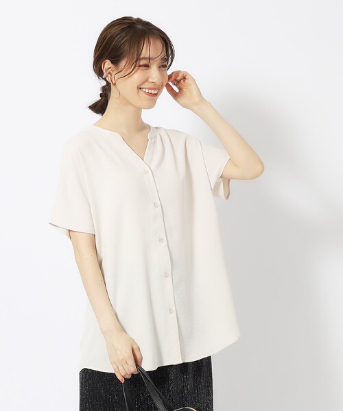 SHOO・LA・RUE(シューラルー)の「◆【イージーケア】オンにもオフにも 前あきスキッパーシャツ(シャツ/ブラウス・レディース・ライトベージュ/ブラウン系/オレンジ系/ネイビー・04/02/03)」の11枚目の写真