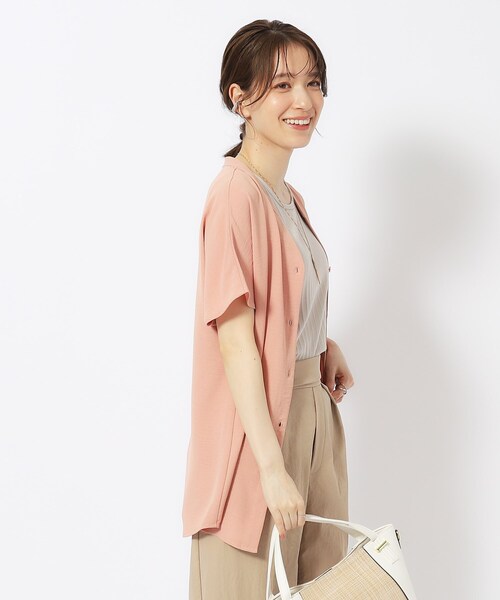 SHOO・LA・RUE(シューラルー)の「◆【イージーケア】オンにもオフにも 前あきスキッパーシャツ(シャツ/ブラウス・レディース・ライトベージュ/ブラウン系/オレンジ系/ネイビー・04/02/03)」の6枚目の写真