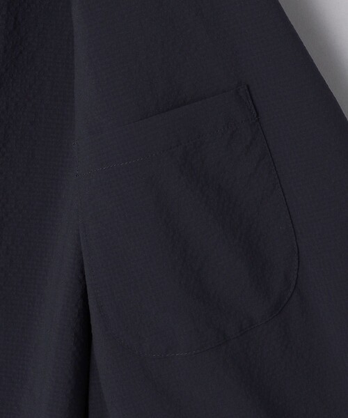 UNITED ARROWS（ユナイテッドアローズ）の「シアサッカー シングル２ボタン ジャケット COZY -撥水・ウォッシャブル・ストレッチ・防しわ性（着用しわ）-（テーラードジャケット・メンズ・ダークグリーン/ネイビー・XL/L/M/S/XXL）」の20枚目の写真