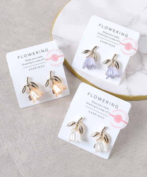 Flowering（フラワーリング）の「HARENOHI STYLE/スズラン/イヤリング（イヤリング・レディース・ホワイト/パープル/ベージュ・FREE）」の8枚目の写真