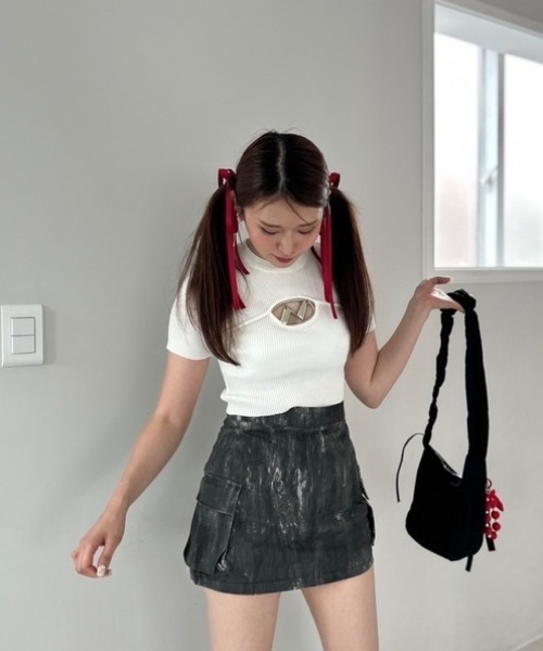 ipugo(イプゴ)の「ipugo/イプゴ ロゴミニ丈 半袖ニット 夏物 夏服(Tシャツ/カットソー・レディース・チャコール/ホワイト/カーキ・FREE)」の17枚目の写真