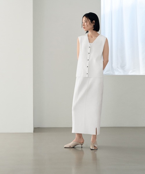 STYLE DELI(スタイルデリ)の「【LUXE】シャリ感ソウバリニットスカート(スカート・レディース・ブラック/ホワイト・SMALL/MEDIUM)」の15枚目の写真