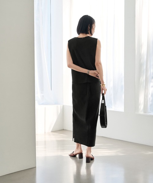 STYLE DELI(スタイルデリ)の「【LUXE】シャリ感ソウバリニットスカート(スカート・レディース・ブラック/ホワイト・SMALL/MEDIUM)」の3枚目の写真
