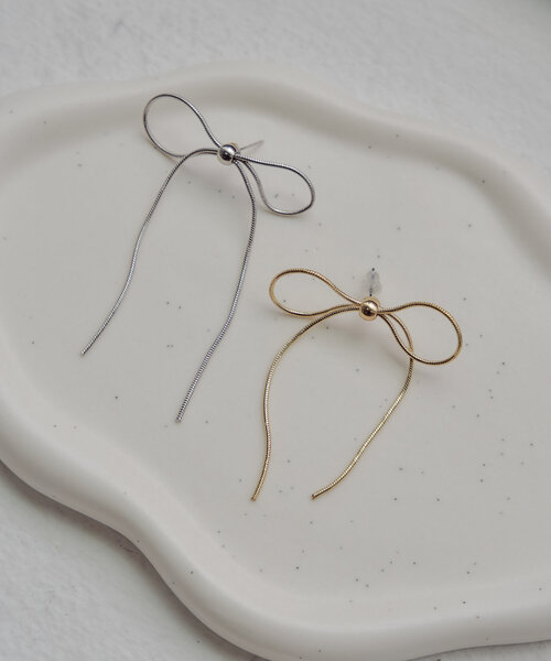 Chico（チコ）の「ロングメタルリボンピアス（ピアス（両耳用）・レディース・シルバー/ゴールド・FREE）」の10枚目の写真