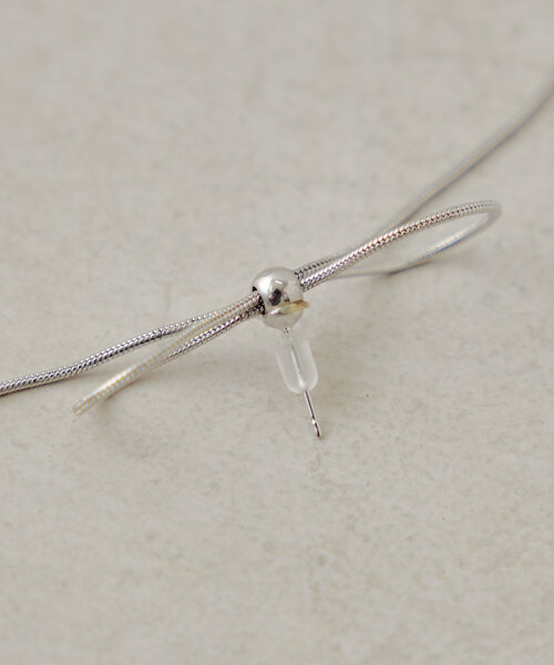 Chico（チコ）の「ロングメタルリボンピアス（ピアス（両耳用）・レディース・シルバー/ゴールド・FREE）」の11枚目の写真