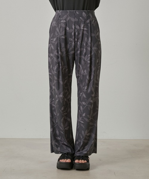 NERGY（ナージー）の「【UV＆水陸両用 】ボタニカル柄ラッシュパンツ（その他パンツ・レディース・ブラック系その他/クリーム・M/S）」の8枚目の写真