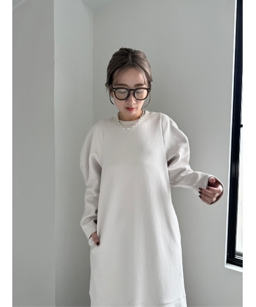 emmi（エミ）の「ダンボールボリュームスリーブワンピース（ワンピース