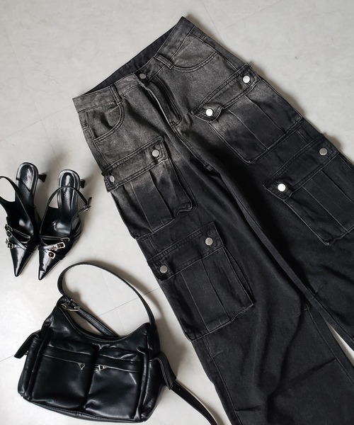 me+em select(ミームセレクト)の「※※【 3color /4size 】オーバーダイグラデーションヴィンテージワイドカーゴデニム / overdyed gradation vintage wide cargo denim(デニムパンツ・レディース・ブルー/ブラック/ダークブルー・X-SMALL/LARGE/SMALL/MEDIUM)」の6枚目の写真