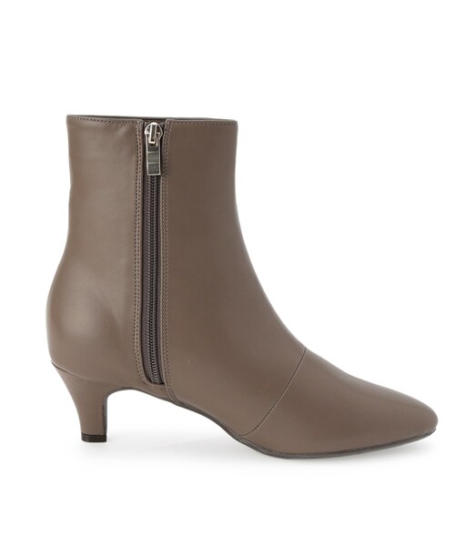 grove（グローブ）の「◆アーモンドトゥヒールブーツ（ブーツ・レディース・アイボリー/チャコールグレー/ブラック・M/L/S）」の6枚目の写真