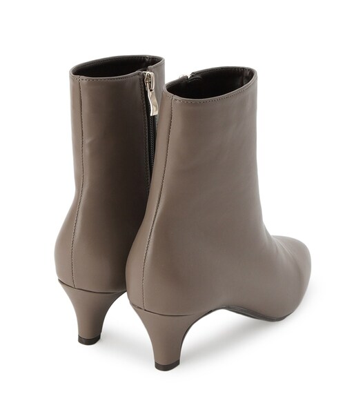 grove（グローブ）の「◆アーモンドトゥヒールブーツ（ブーツ・レディース・アイボリー/チャコールグレー/ブラック・M/L/S）」の7枚目の写真