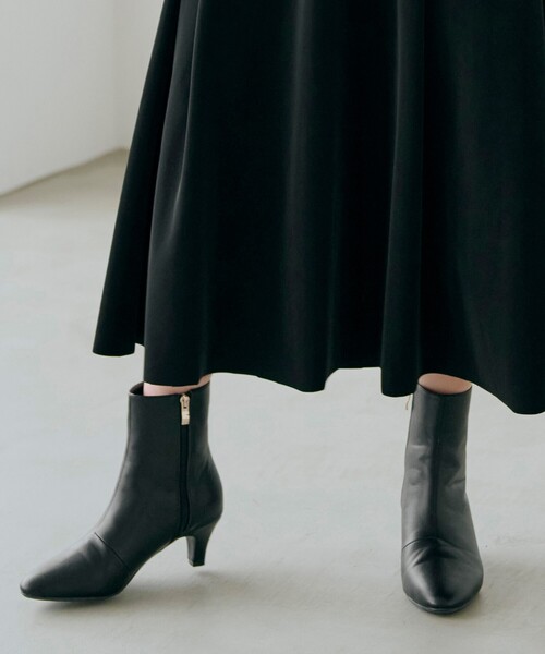 grove（グローブ）の「◆アーモンドトゥヒールブーツ（ブーツ・レディース・アイボリー/チャコールグレー/ブラック・M/L/S）」の13枚目の写真