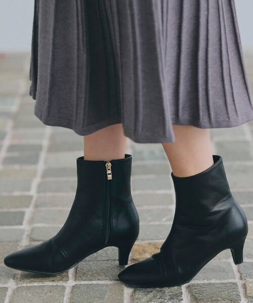 grove（グローブ）の「◆アーモンドトゥヒールブーツ（ブーツ・レディース・アイボリー/チャコールグレー/ブラック・M/L/S）」の14枚目の写真