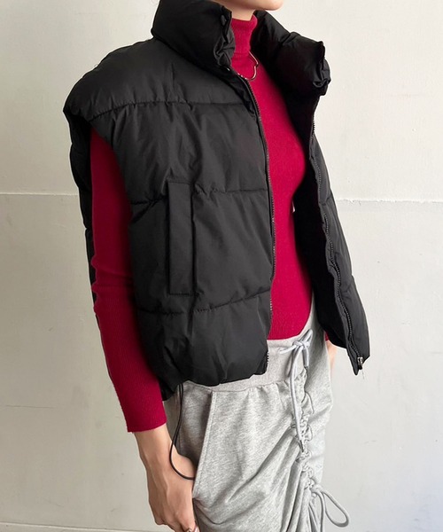 Jewelobe(ジュエローブ)の「ドロップショルダー中綿ベスト(ダウンベスト・レディース・グレー/ブラック/ピンク/ブラウン/アイボリー・FREE)」の13枚目の写真