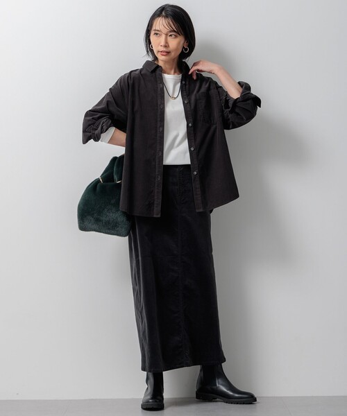23区(ニジュウサンク)の「【洗える】コットン コーデュロイ ブラウス(シャツ/ブラウス・レディース・スモーキーグリーン系/グレー系/ライトグレー系・38)」の5枚目の写真