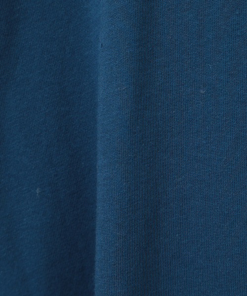 SOFFITTO(ソフィット)の「ロゴプリントロングTシャツ(取り扱い店舗限定)(Tシャツ/カットソー・レディース・グレイッシュベージュ/オフホワイト/ブルー・FREE)」の9枚目の写真