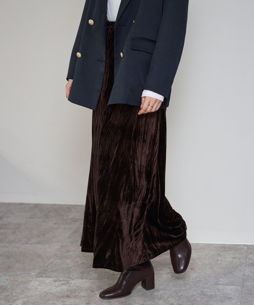 TRIANGLE PALETTE（トライアングルパレット）の「ベロアフレアスカート（スカート・レディース・グレー/ローズ/ブラウン/ベージュ・FREE）」の3枚目の写真