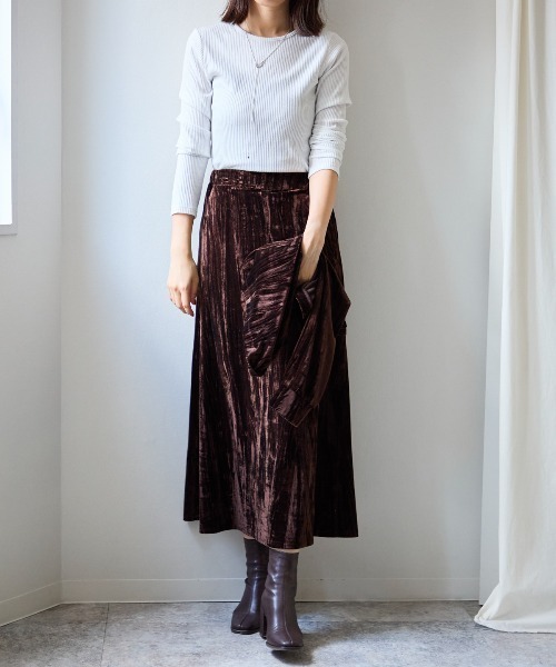 TRIANGLE PALETTE（トライアングルパレット）の「ベロアフレアスカート（スカート・レディース・グレー/ローズ/ブラウン/ベージュ・FREE）」の19枚目の写真