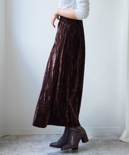 TRIANGLE PALETTE（トライアングルパレット）の「ベロアフレアスカート（スカート・レディース・グレー/ローズ/ブラウン/ベージュ・FREE）」の17枚目の写真