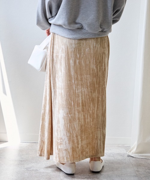 TRIANGLE PALETTE（トライアングルパレット）の「ベロアフレアスカート（スカート・レディース・グレー/ローズ/ブラウン/ベージュ・FREE）」の11枚目の写真