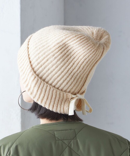 SHIPS（シップス）の「2WAY リボン ニット キャップ（ニットキャップ/ビーニー・レディース・ブラック/オフホワイト・ONE SIZE）」の3枚目の写真
