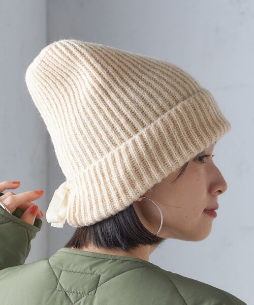 SHIPS（シップス）の「2WAY リボン ニット キャップ（ニットキャップ/ビーニー・レディース・ブラック/オフホワイト・ONE SIZE）」の4枚目の写真