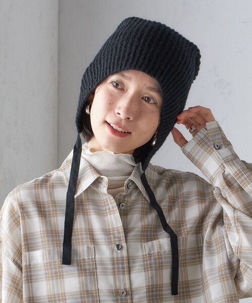 SHIPS（シップス）の「2WAY リボン ニット キャップ（ニットキャップ/ビーニー・レディース・ブラック/オフホワイト・ONE SIZE）」の15枚目の写真