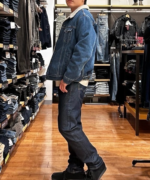 Levi's（リーバイス）の「Levi's(リーバイス)【メンズ】「WARM」「505」デニムパンツ レギュラーストレート（デニムパンツ・メンズ・ダークインディゴブルー・28inch/29inch/30inch/31inch/32inch/33inch/36inch/34inch）」の14枚目の写真