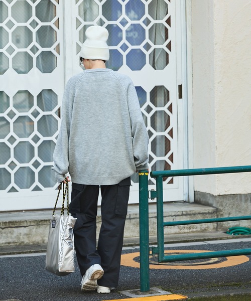 KiU（キウ）の「KiU/キウ 別注 2WAY 撥水パデッド ショルダートートバッグ（トートバッグ・メンズ・シルバー/ブラック・FREE）」の19枚目の写真