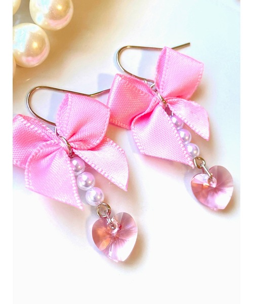 VIBGYOR(ヴィブジョー)の「【MUURABBTI】リボンとハートピアス(MA)(ピアス(両耳用)・レディース・イエロー/ブルー/パープル/ピンク・FREE)」の8枚目の写真