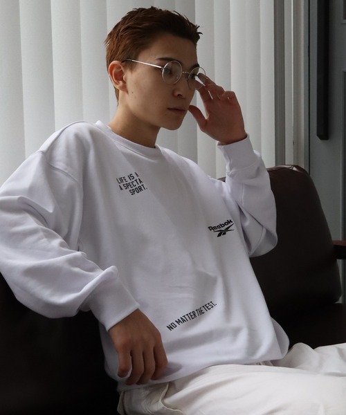 Reebok（リーボック）の「【Reebok/リーボック】別注 ビッグシルエット ランダムロゴクルースウェット（スウェット・メンズ・ブラック/アッシュグレー/ホワイト/ネイビー/グレー・M/L/LL）」の6枚目の写真