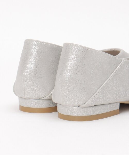 ikka(イッカ)の「スクエアヒールパンプス(パンプス・レディース・ホワイト/ブラック/イエロー/シルバーグレー・M/L)」の15枚目の写真