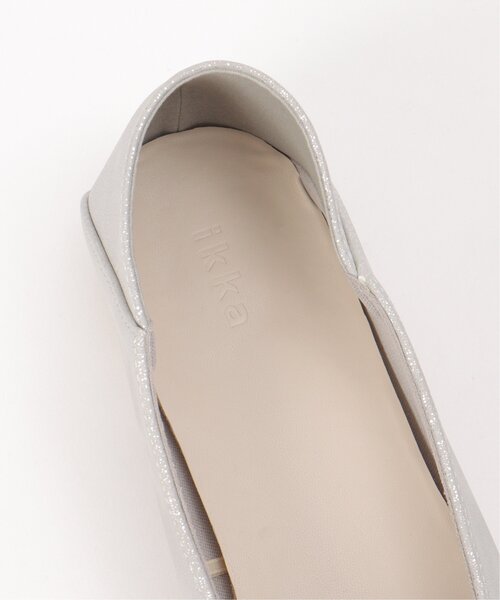 ikka(イッカ)の「スクエアヒールパンプス(パンプス・レディース・ホワイト/ブラック/イエロー/シルバーグレー・M/L)」の18枚目の写真