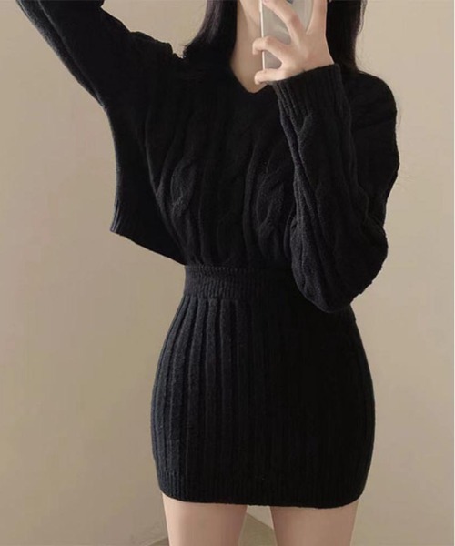 gossip!ロサンゼルス(ゴシップロサンゼルス)の「フード付きニットプルオーバー&ミニスカート セットアップ(セットアップ・レディース・マスタード/グレー/ブラック/オフホワイト・FREE)」の7枚目の写真