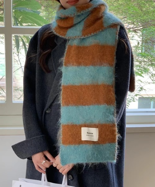 paravion（パラビオン）の「バイカラーマフラー（マフラー・レディース・グレー/ブルー/レッド・FREE）」の4枚目の写真