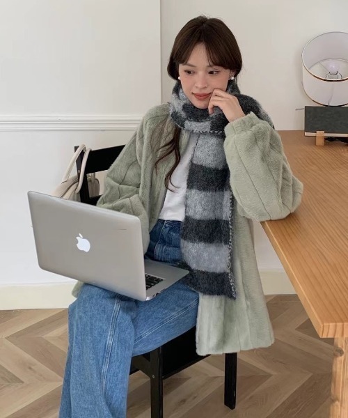 paravion（パラビオン）の「バイカラーマフラー（マフラー・レディース・グレー/ブルー/レッド・FREE）」の17枚目の写真