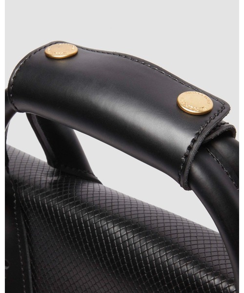 【ヨシシ】【美品・ほぼ未使用】Dr. Martens バックパックリュック Dr.Martens】日本未入荷☆LEATHER BOX BACKPACK (Dr.Martens