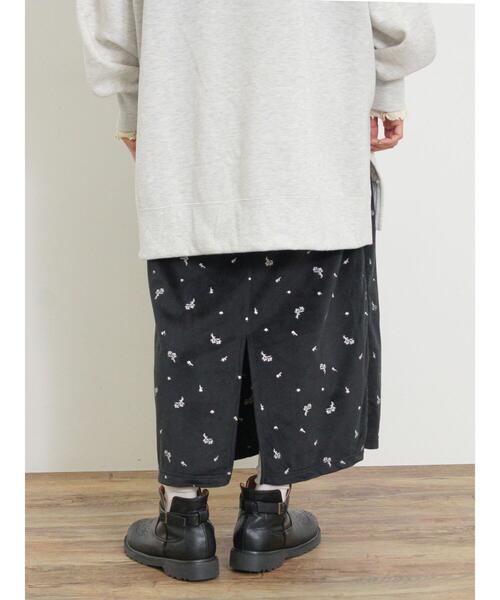 ベロアプリーツ/刺繍アソートナロースカート（スカート）｜Samansa Mos2（サマンサ モスモス）