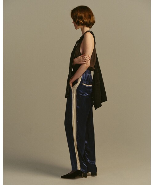 B:MING by BEAMS(ビーミングバイビームス)の「ambiance / Denim Apron(ベスト・レディース・ブラック/ホワイト/ライトブルー・ONE SIZE)」の13枚目の写真