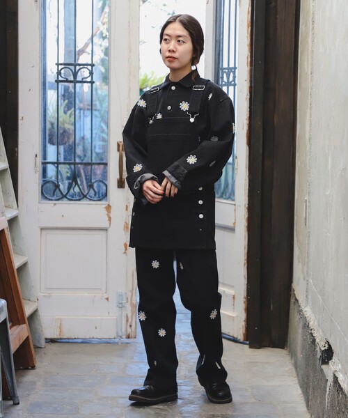 B:MING by BEAMS(ビーミングバイビームス)の「ambiance / Denim Apron(ベスト・レディース・ブラック/ホワイト/ライトブルー・ONE SIZE)」の11枚目の写真