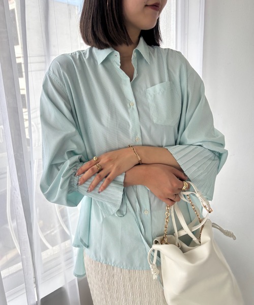 VIS（ビス）の「【洗える】プリーツスリーブフレアーシャツ（シャツ/ブラウス・レディース・ホワイト/グリーン系その他/サックスブルー/クリーム・FREE）」の2枚目の写真