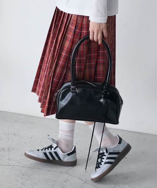 forksy.（フォルクシー）の「【forksy.】ローズチョーカー付き ミニボストンバッグ（ボストンバッグ・レディース・ブラック/ピンク/ホワイト・FREE）」の4枚目の写真